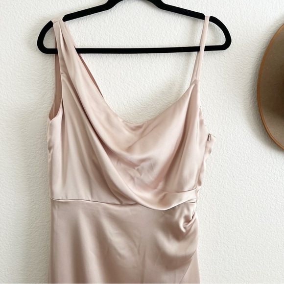 Revelry Maxine Champagne Formal Dress Size 14 - Picture 8 of 15